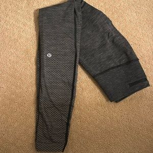 LULULEMON leggings (rare!)